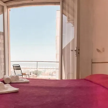 Lalla Hotel