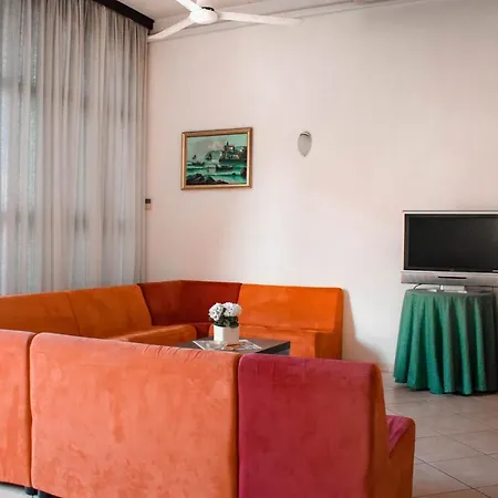 Lalla 3* Cervia