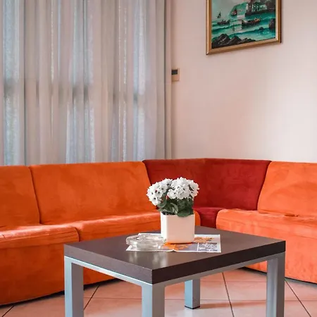 Lalla Hotel 3*