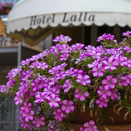 Hotel Lalla